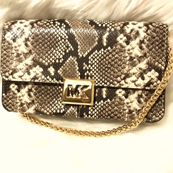 NWT MICHAEL KORS SONIA MED E/W Chain Shoulder Bag Snake Embossed NEW $428 - Picture 1 of 9